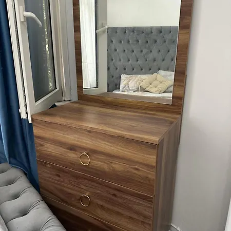 Cozy In Heart Of בית הארחה