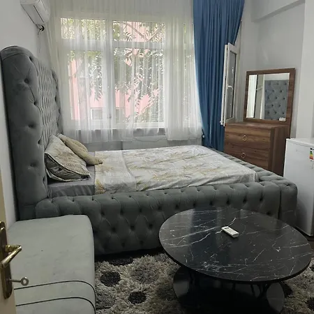 Cozy In Heart Of Гостевой дом Стамбул